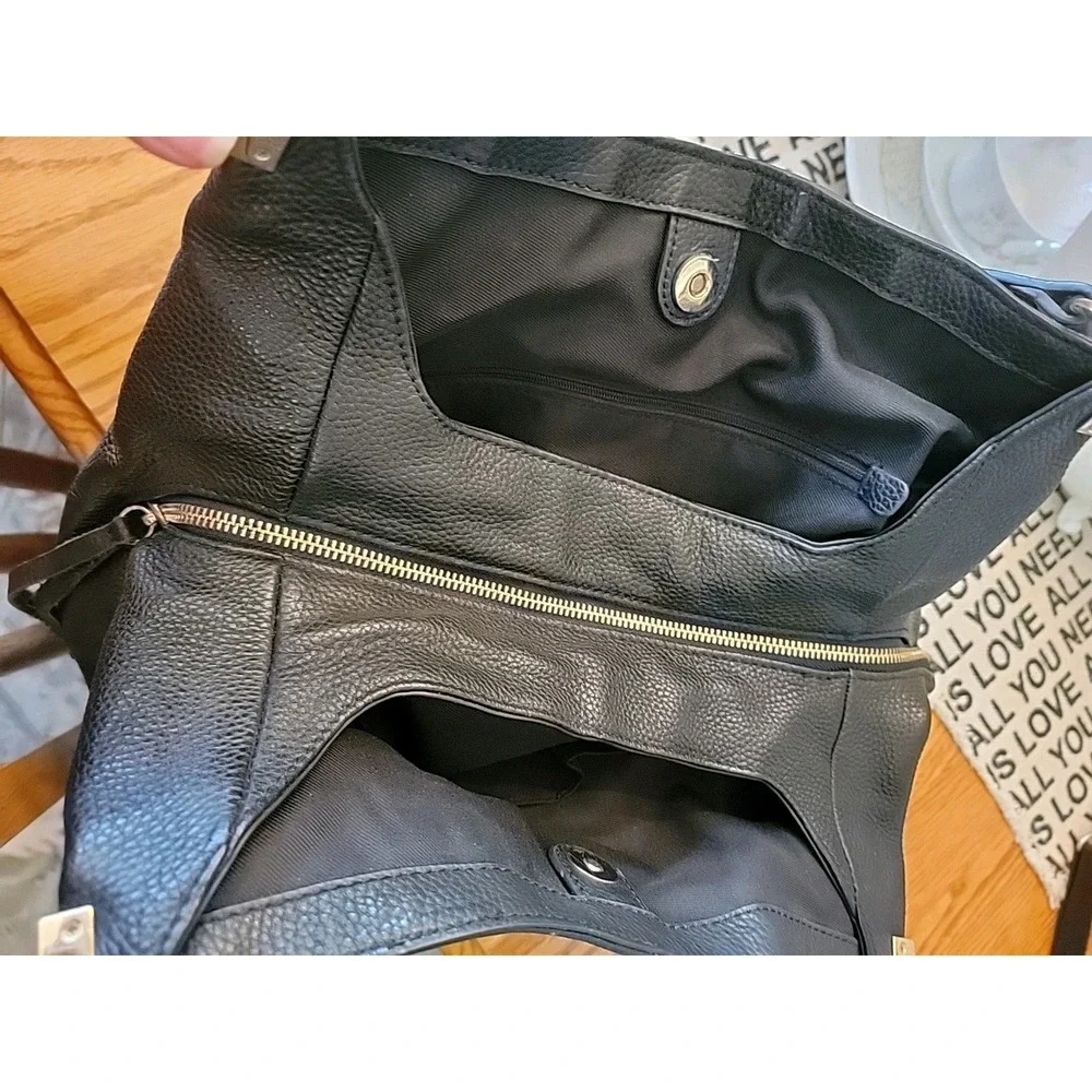Vince Camuto Hobo Bag in Black Pebbled Leather Handbag Purse.  Gold Hardware